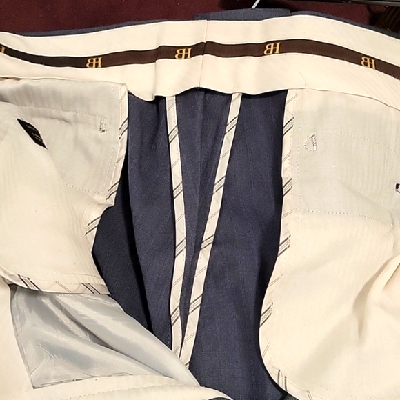 Super Soft Single breasted suit - Picture 4 of 10